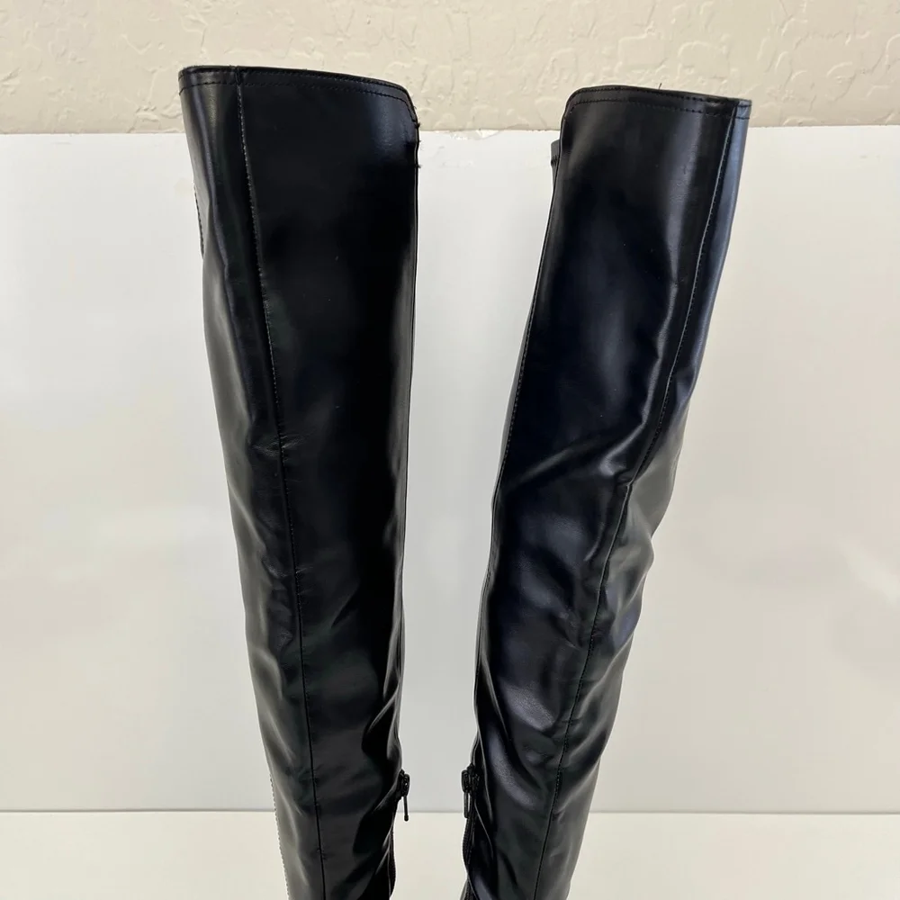 Black Over The Knee Boots Low Block Heel Buckle Riding Boots Size 5 DV Dolce Vit